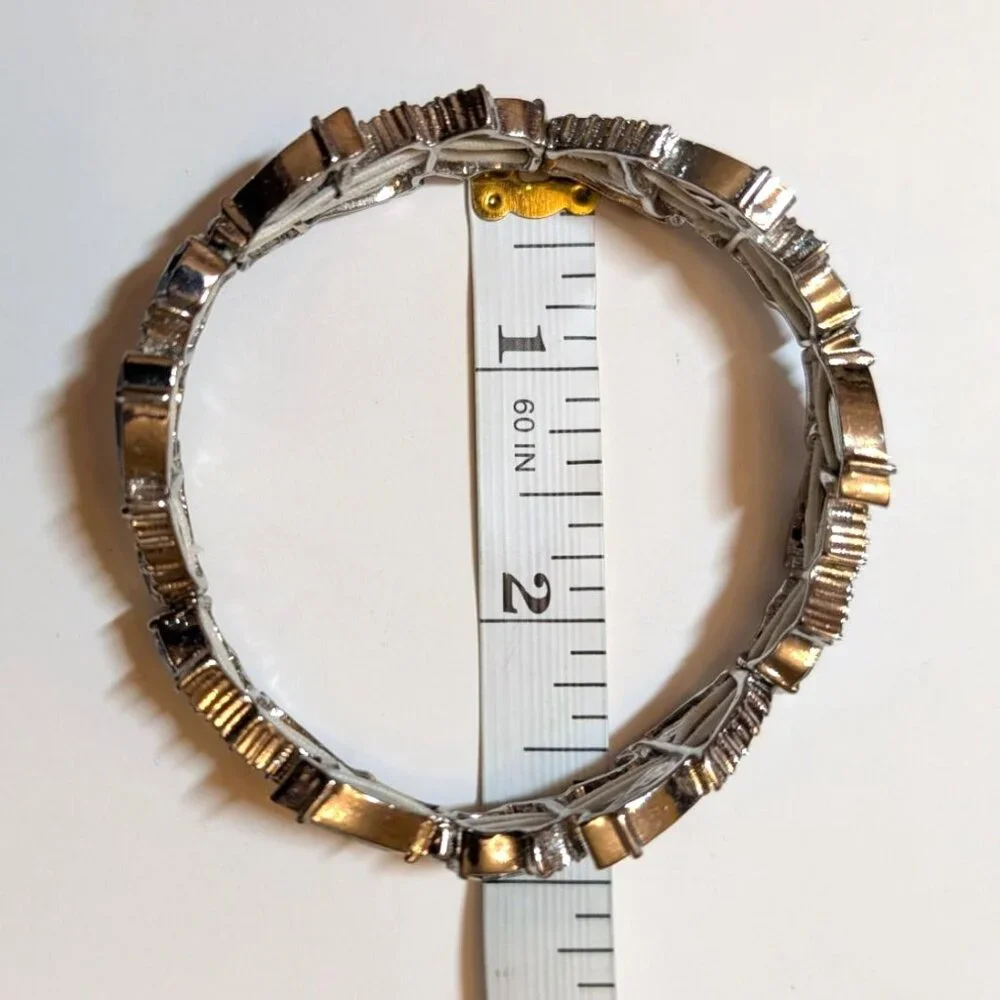 Simply Vera Bracelet Vera Wang Blue Teardrop & Marquise Stretch Glam Going Out - Picture 6 of 7